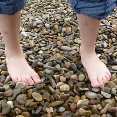 barefoot-523931_1920 (1)