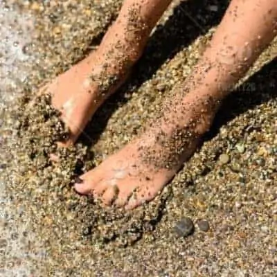 feet (1)